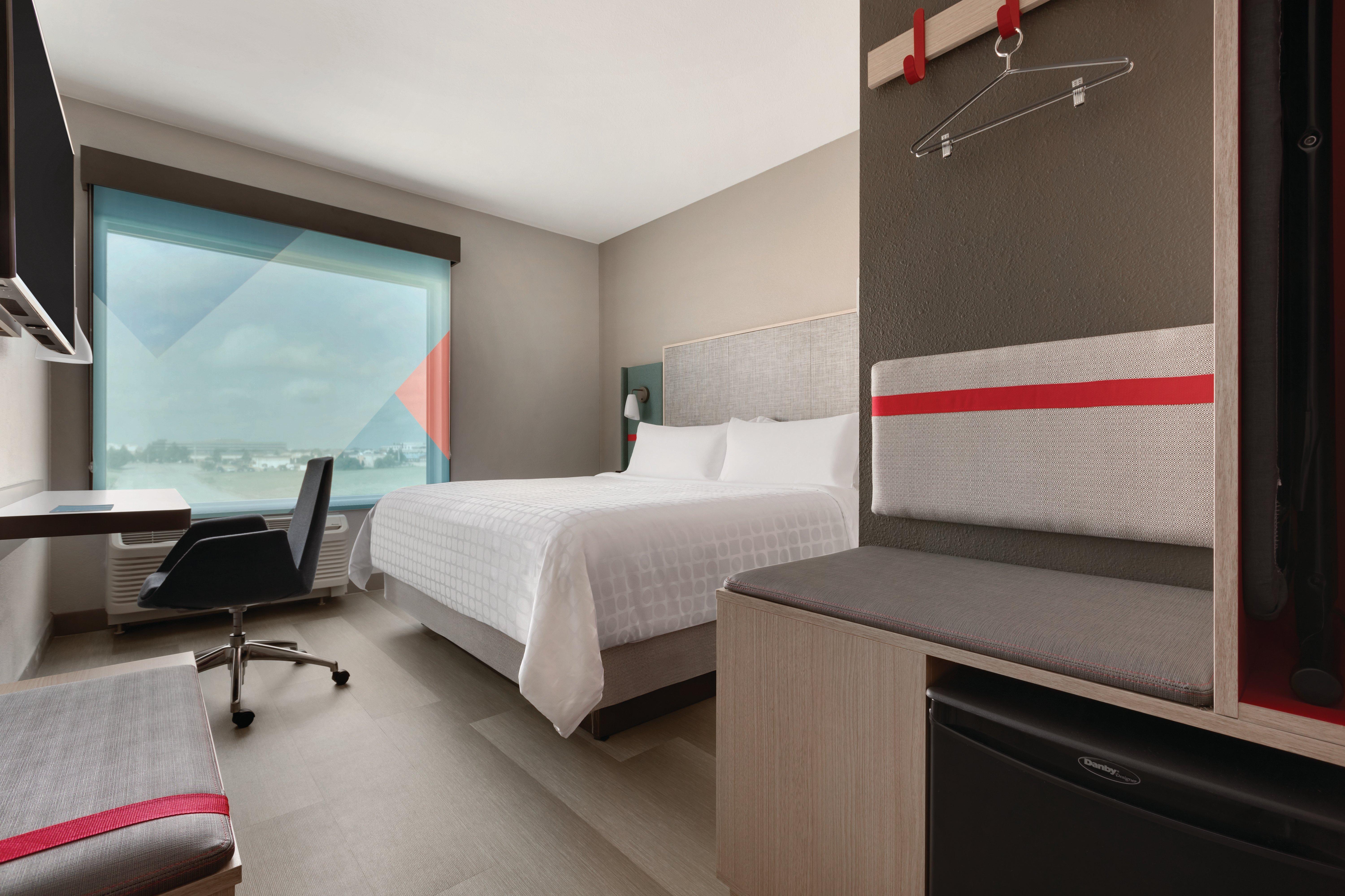 Avid Hotel - Staunton By Ihg Exterior foto