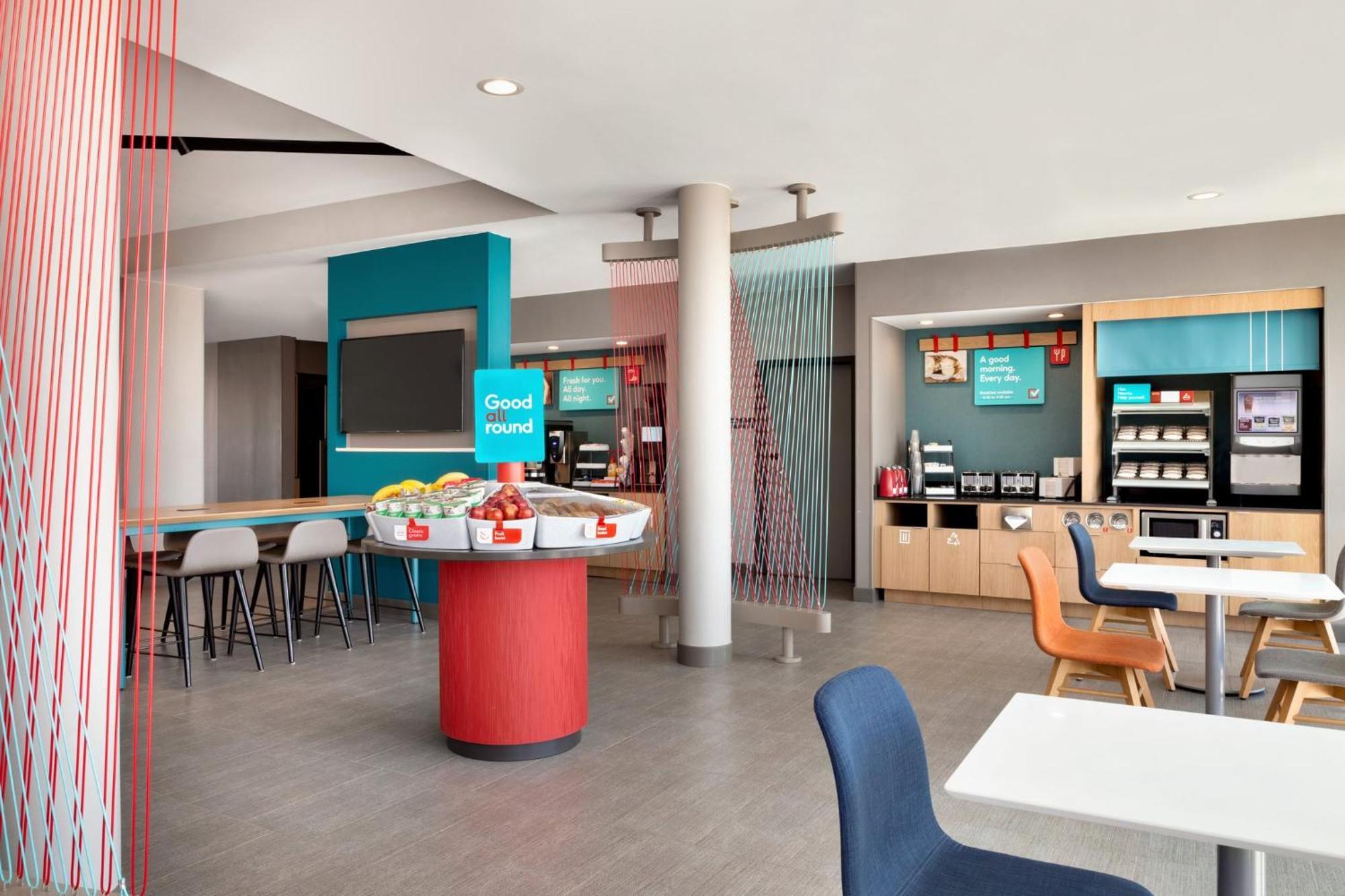 Avid Hotel - Staunton By Ihg Exterior foto
